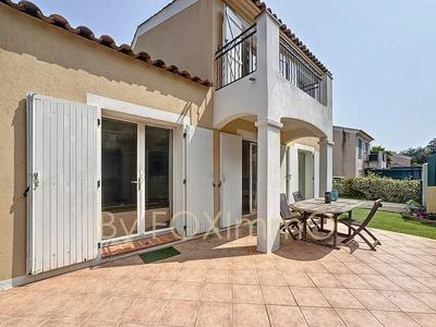 Maison - 138 m² - 5 pièces