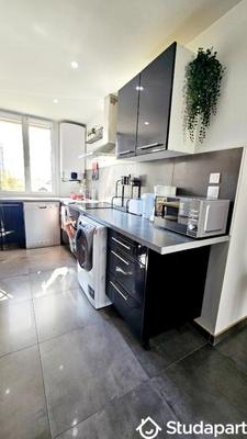 Chambre - 11 m² - 1 pièce