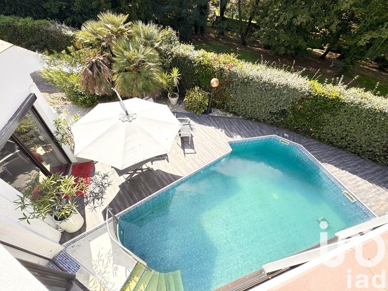 Maison de maîtres - 220 m² - 5 pièces