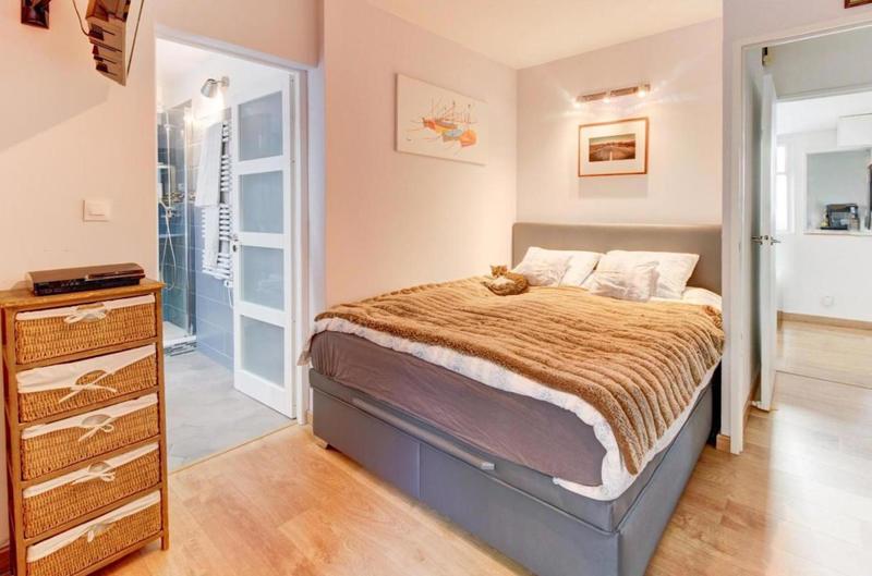 Appartement - 100 m² - 5 pièces