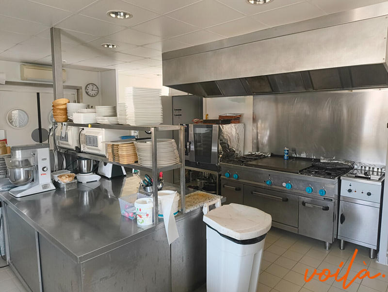 Local commercial - 207 m² - 2 pièces