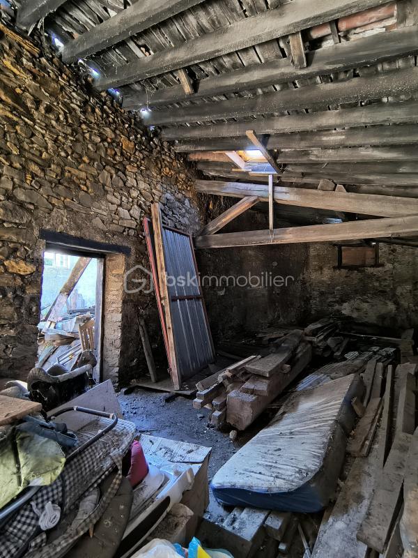 Grange - 250 m² - 5 pièces