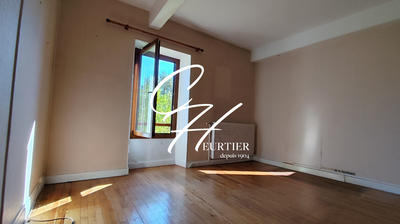 Maison ancienne - 100 m² - 5 pièces