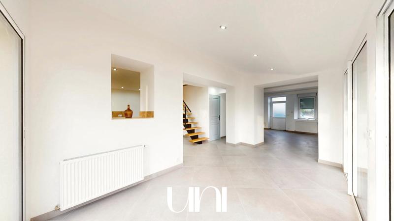 Maison - 122 m² - 5 pièces