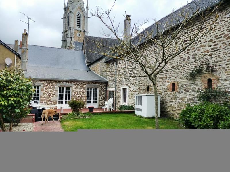 Maison de village - 158 m² - 8 pièces