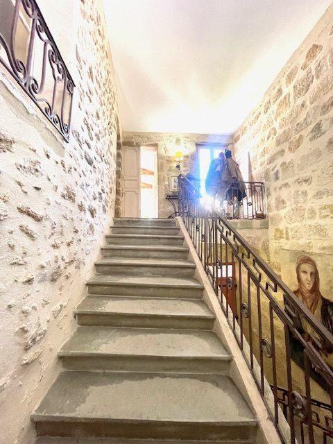 Maison - 406 m² - 8 pièces