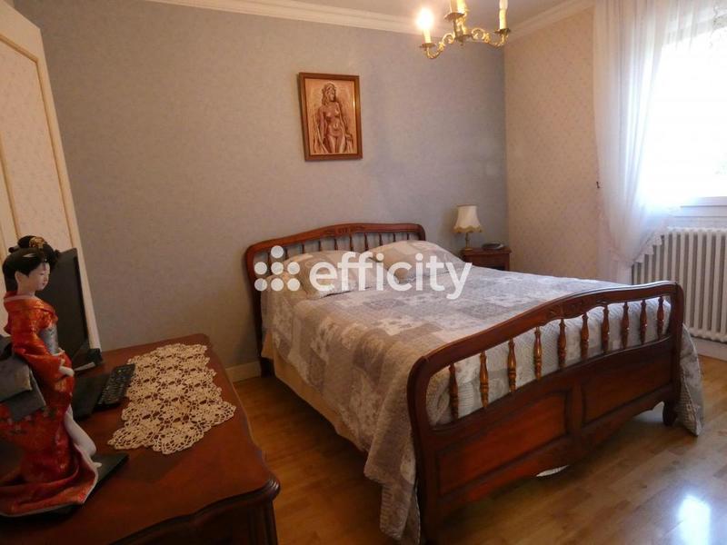 Maison - 89 m² - 5 pièces