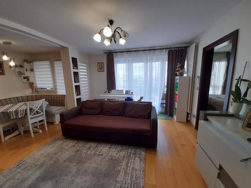 Appartement - 82 m² - 4 pièces