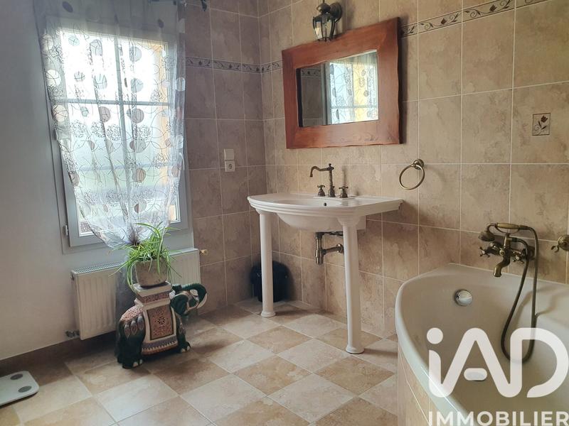 Maison - 155 m² - 6 pièces