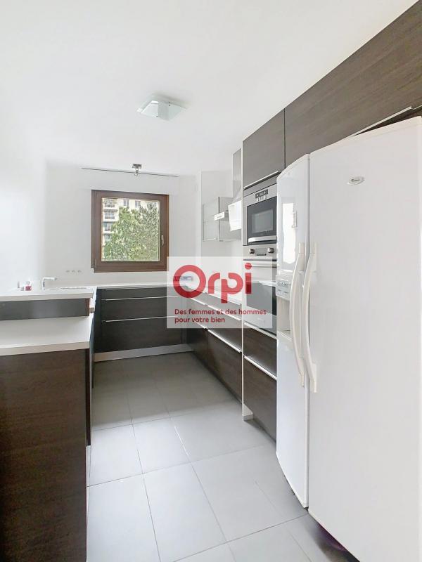 Appartement - 105 m² - 5 pièces