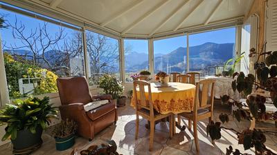 Maison - 200 m² - 9 pièces