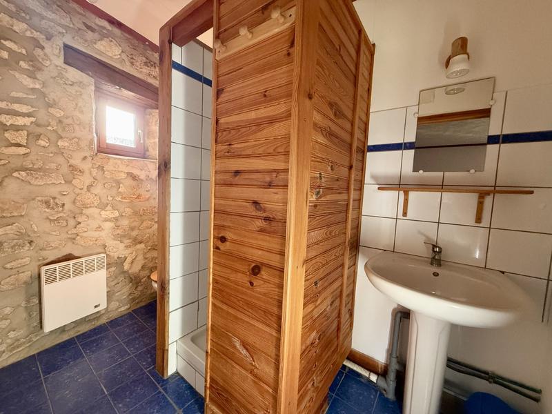 Maison - 251 m² - 7 pièces