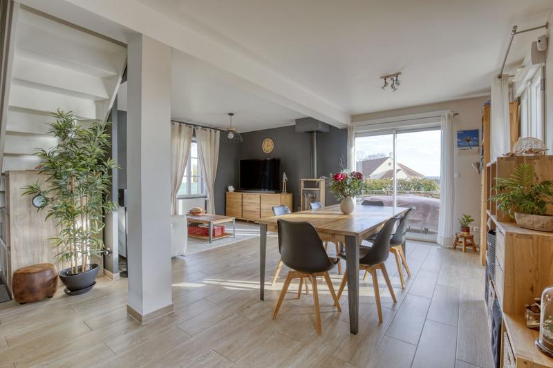 Maison - 128 m² - 7 pièces