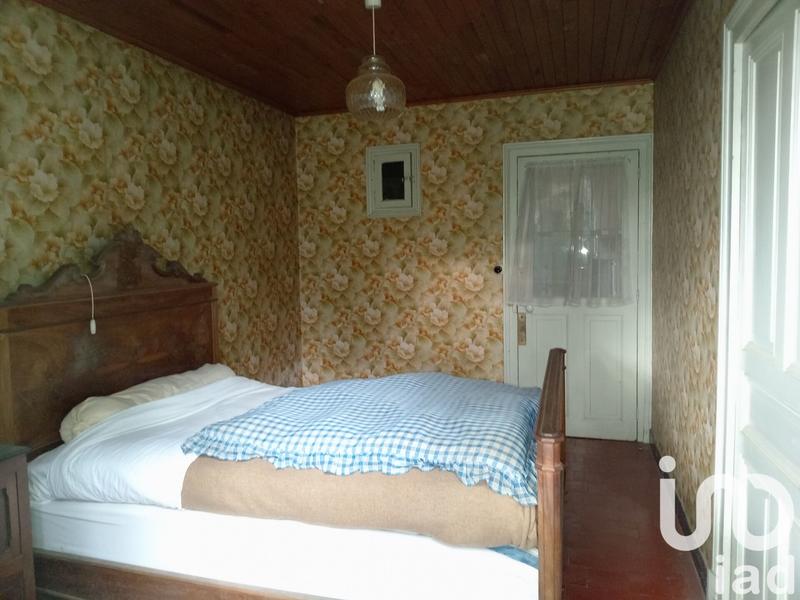 Maison - 96 m² - 8 pièces