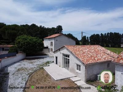 Maison - 181 m² - 6 pièces