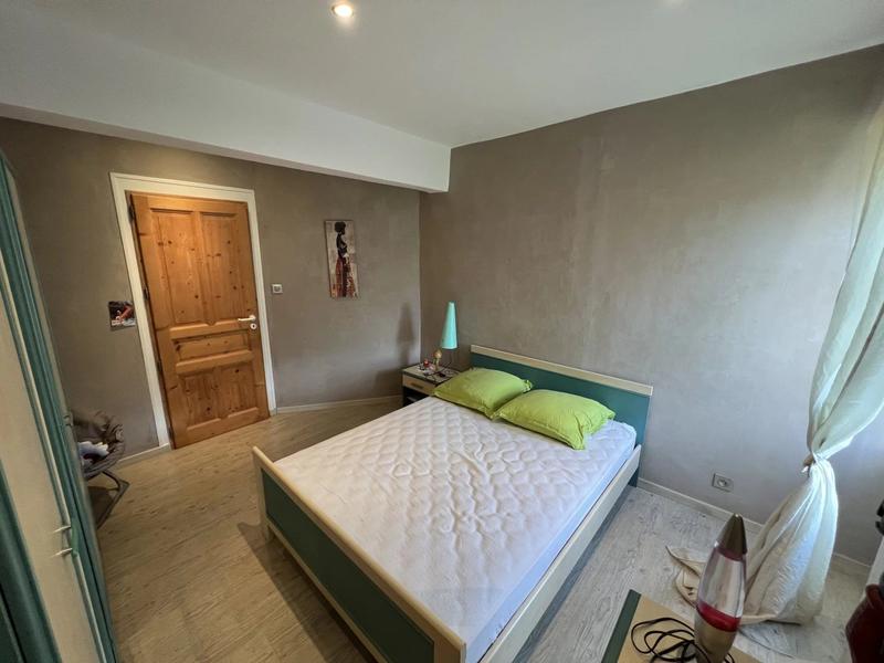 Maison - 199 m² - 7 pièces