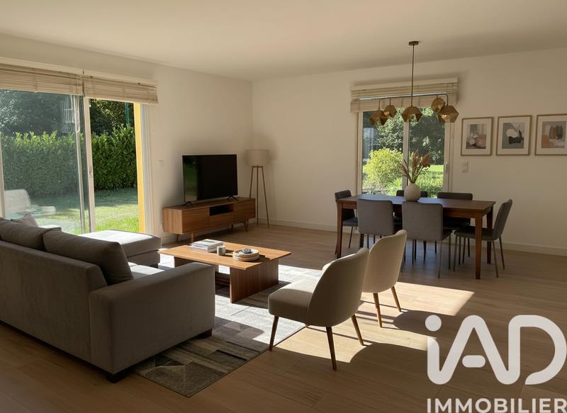 Maison - 121 m² - 5 pièces