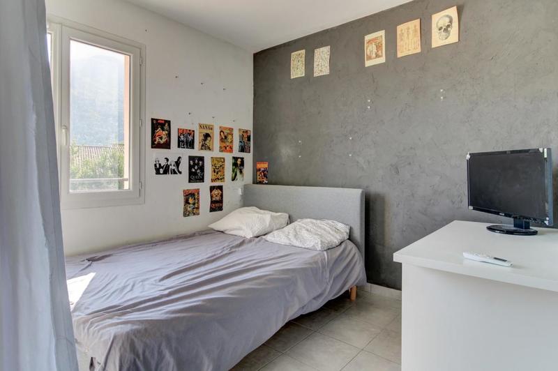 Maison - 104 m² - 5 pièces