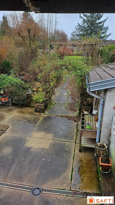 Maison - 225 m² - 7 pièces