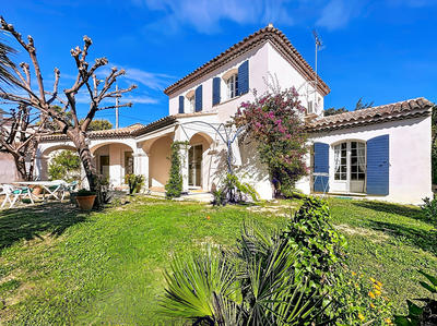 Maison - 147 m² - 4 pièces