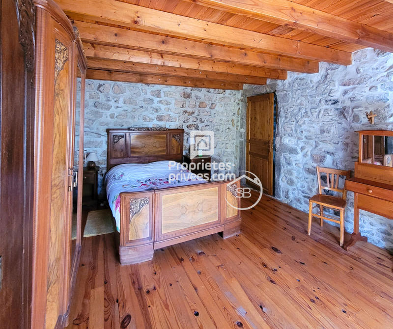 Maison de village - 104 m² - 6 pièces