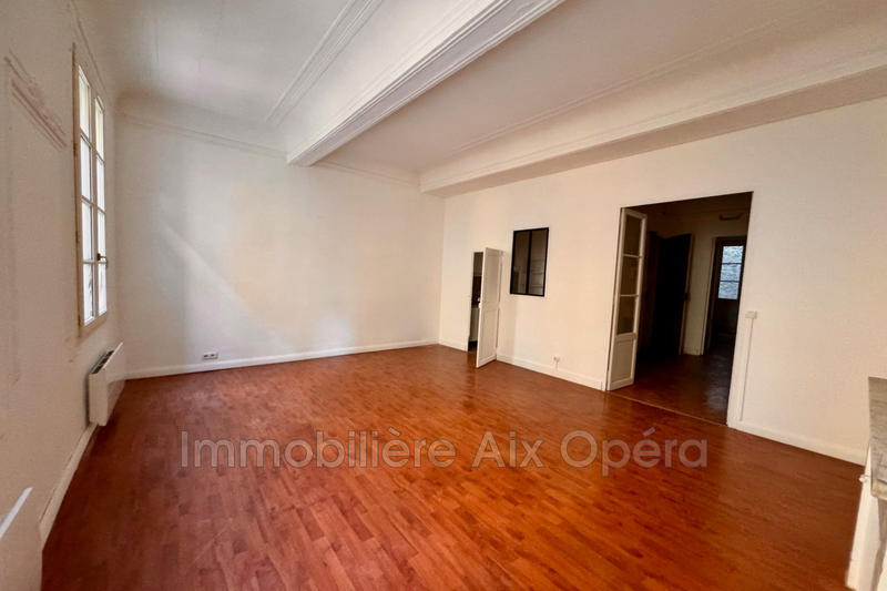 Appartement - 61 m² - 2 pièces