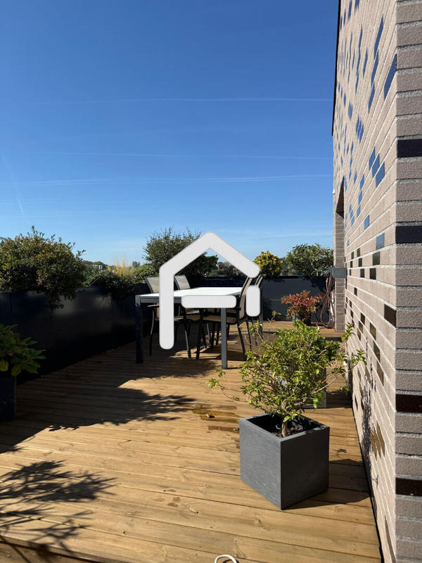 Appartement - 108 m² - 4 pièces