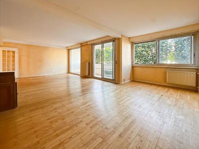 Appartement - 93 m² - 3 pièces