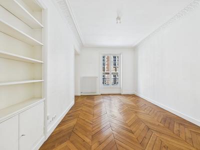 Appartement - 121 m² - 4 pièces