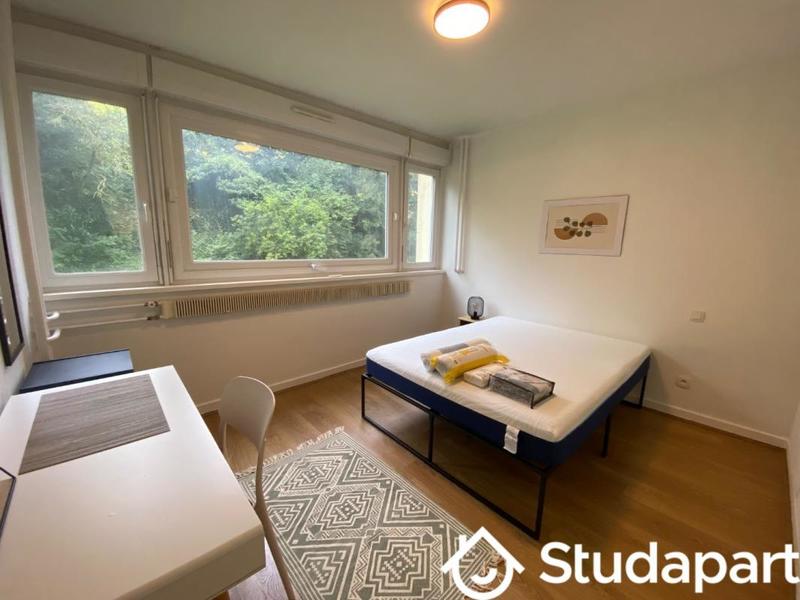 Chambre - 9 m² - 1 pièce