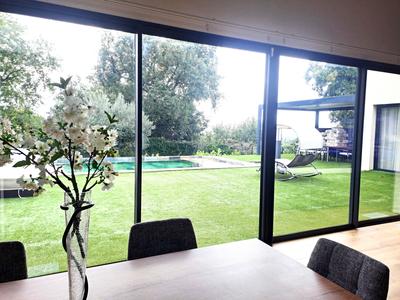 Maison contemporaine - 207 m² - 5 pièces