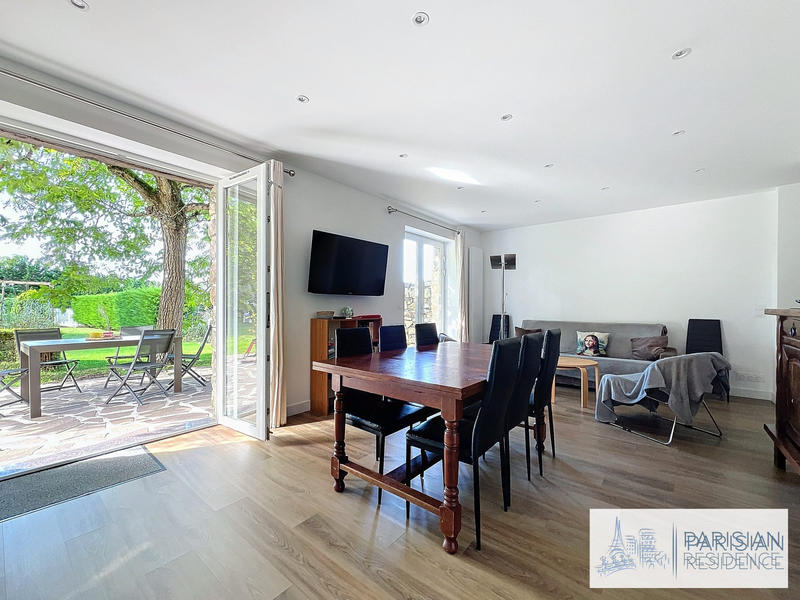 Maison ancienne - 480 m² - 14 pièces