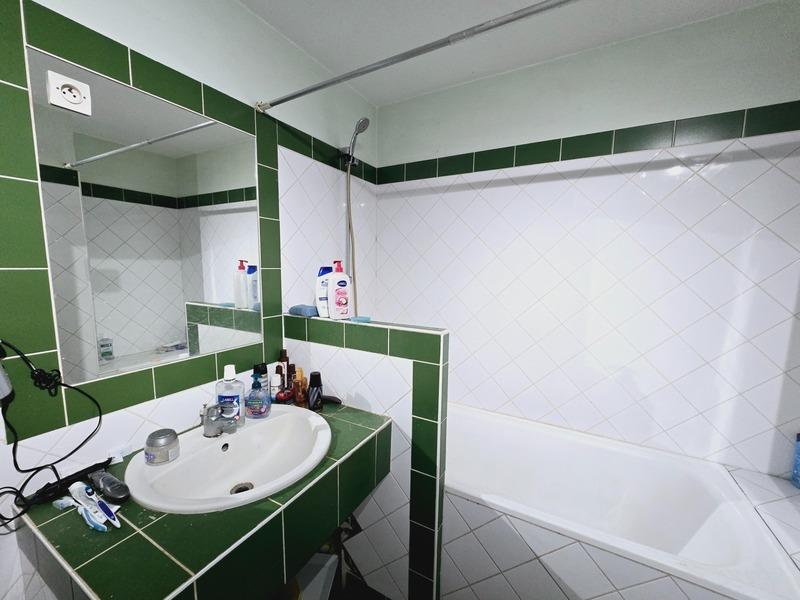 Immeuble - 98 m² - 5 pièces