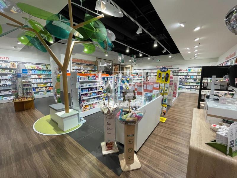 Local commercial - 246 m²