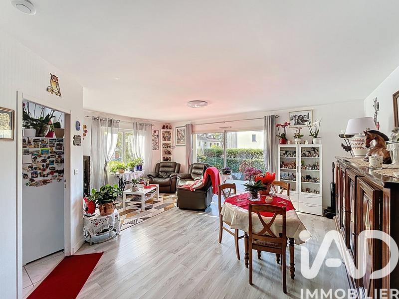 Appartement - 82 m² - 3 pièces