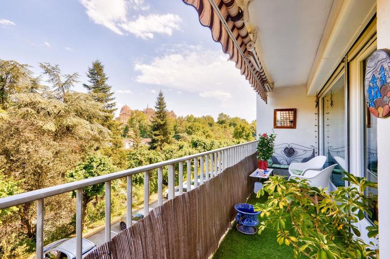 Appartement - 94 m² - 4 pièces