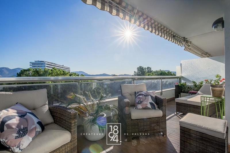 Appartement - 94 m² - 3 pièces