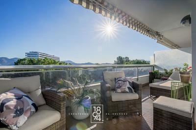 Appartement - 94 m² - 3 pièces