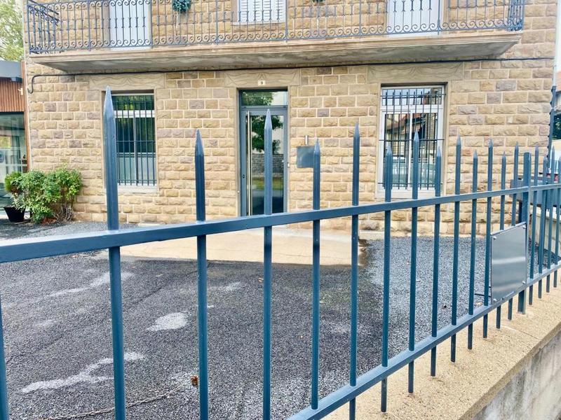 Bureau - 71 m² - 5 pièces