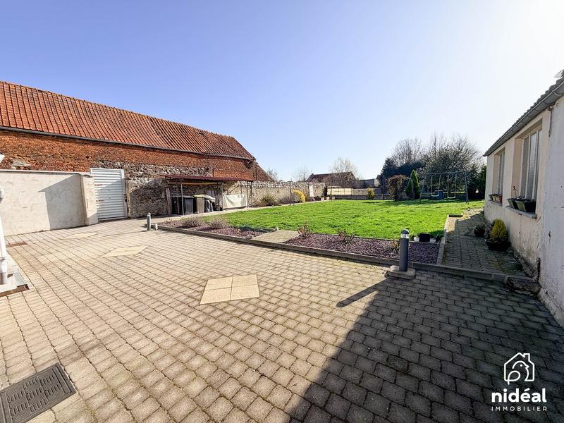 Maison - 203 m² - 7 pièces