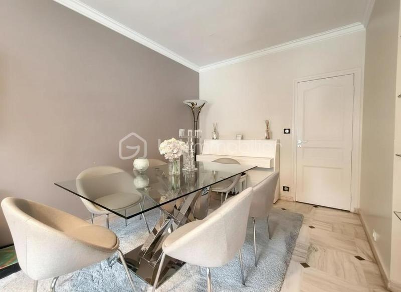 Maison - 154 m² - 8 pièces