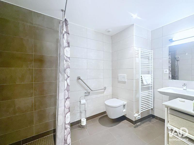 Local commercial - 425 m²