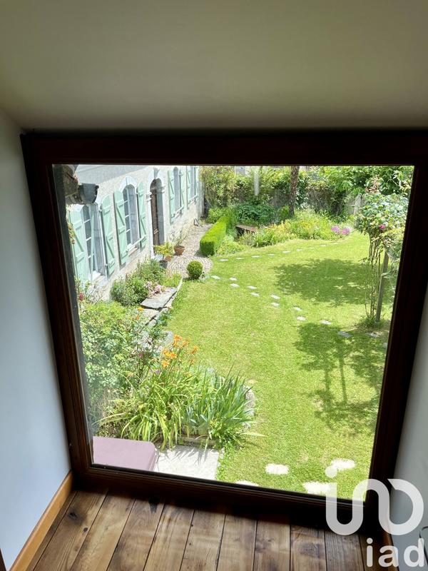 Maison - 271 m² - 8 pièces