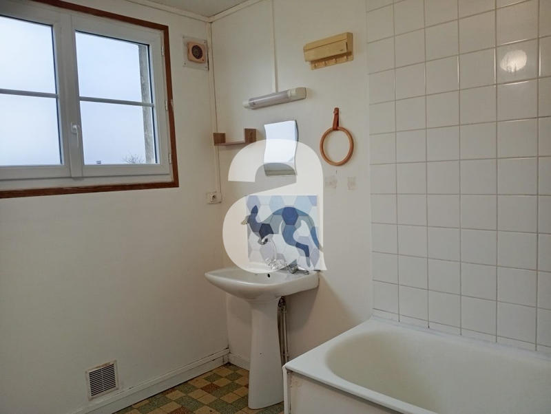 Maison - 64 m² - 3 pièces