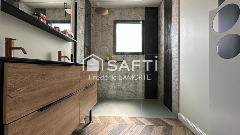 Villa - 199 m² - 7 pièces