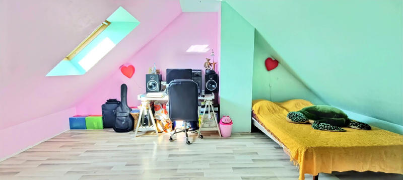 Maison - 110 m² - 6 pièces