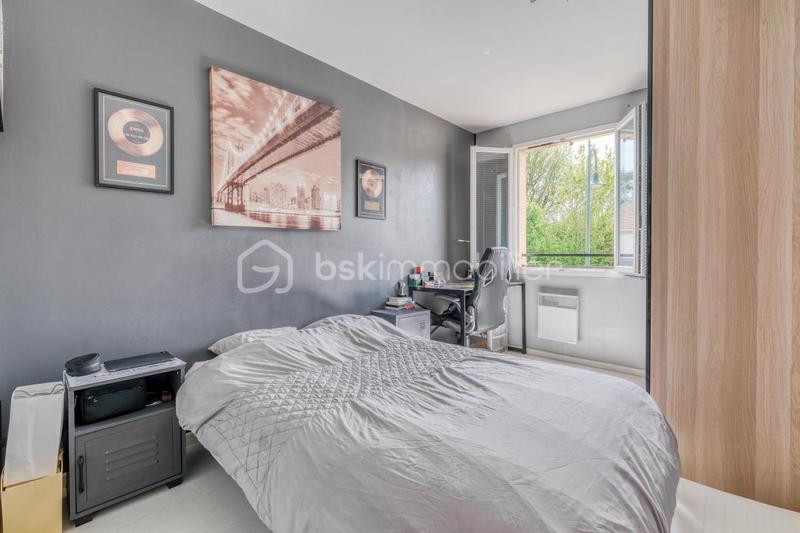 Maison - 99 m² - 5 pièces