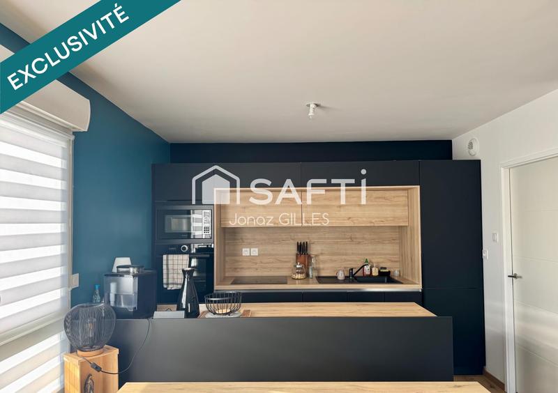 Appartement - 90 m² - 4 pièces