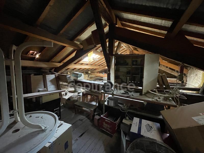 Local commercial - 275 m² - 10 pièces