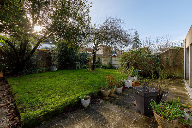 Maison - 170 m² - 8 pièces